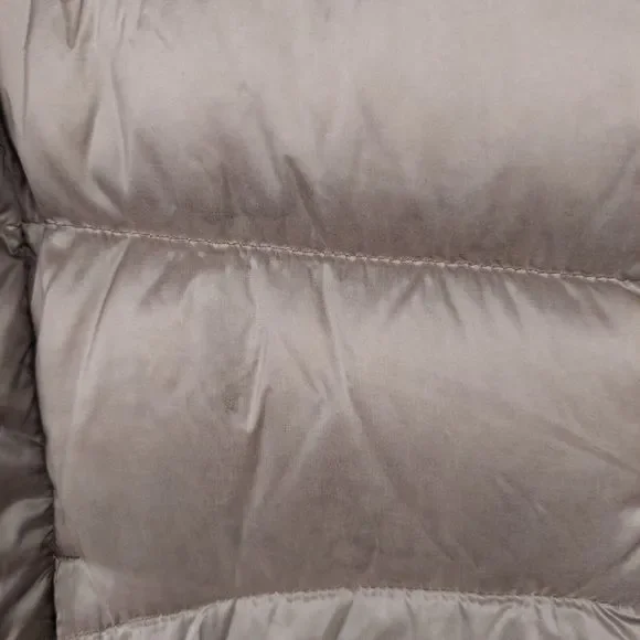 Uniqlo Dark Brown Ultra Light Down Jacket Coat Size Small Approx UK 8 - Picture 7 of 16